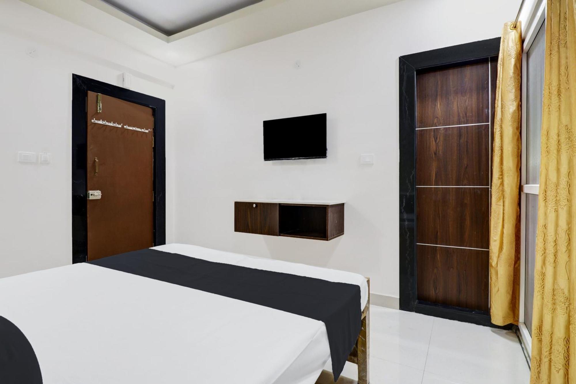 Super Hotel O Sri Harshitha Grand Near Zudio - Star Bazaar, Kundalhalli Gate Bangalore Exterior photo
