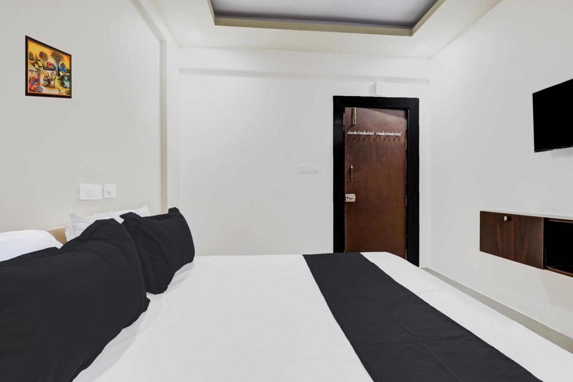 Super Hotel O Sri Harshitha Grand Near Zudio - Star Bazaar, Kundalhalli Gate Bangalore Exterior photo